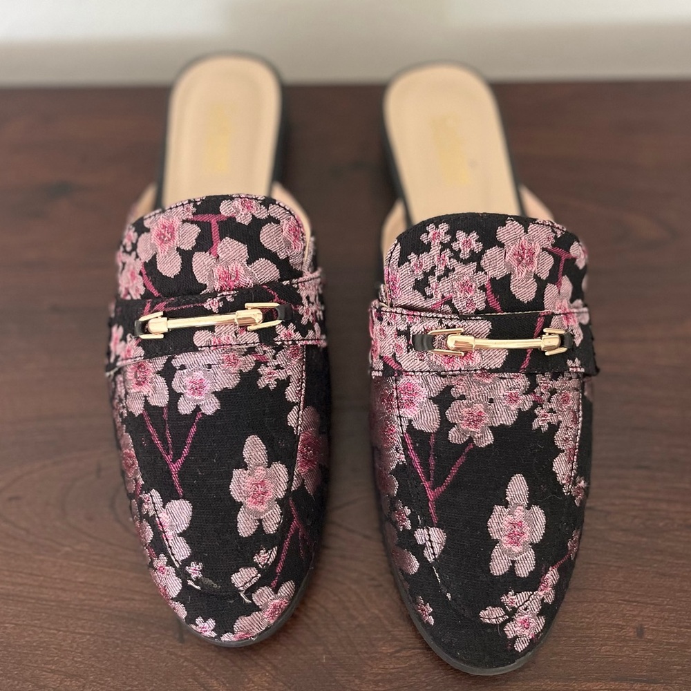 Catherine Malandrino “Geisha” Low Mule - Pink – Size 9